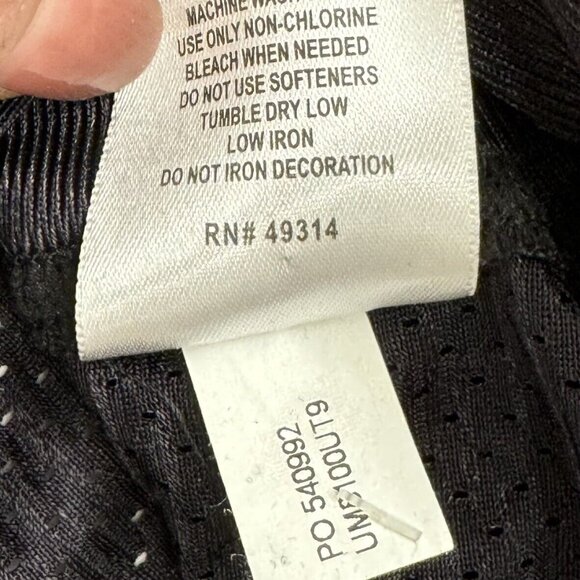 Utah Utes Authentic Heat Gear Under Armour  Blackout Jersey #15 Sz M - Picture 9 of 10